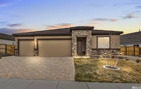 8377 Fenhollow Dr, Verdi, NV 89439