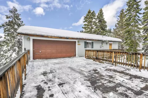 222 Sunflower Cir, Stateline, NV 89449