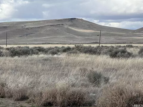 13019416 W Rose Creek Rd, Winnemucca, NV 89445