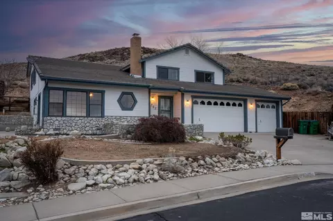 1752 Golddust Dr, Sparks, NV 89436