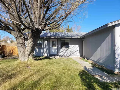 15030 Perlite Dr, Reno, NV 89521 photo 1
