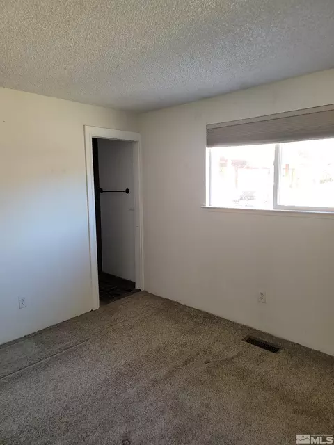 15030 Perlite Dr, Reno, NV 89521 photo 12