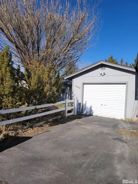 15030 Perlite Dr, Reno, NV 89521 photo 2