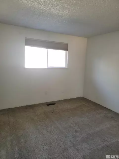 15030 Perlite Dr, Reno, NV 89521 photo 13