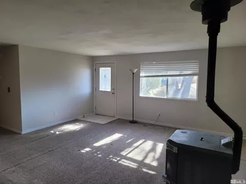15030 Perlite Dr, Reno, NV 89521 photo 5