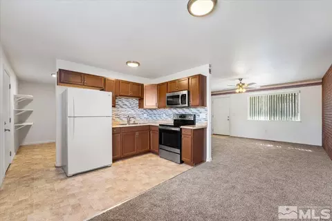 24 E Gault Way, Sparks, NV 89431 photo 10