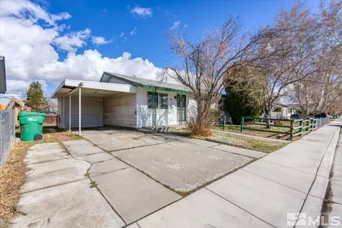24 E Gault Way, Sparks, NV 89431 photo 3