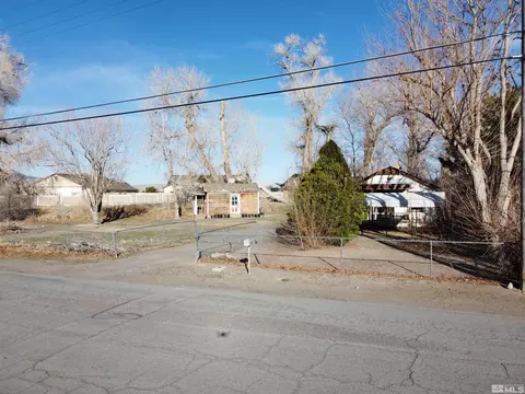 600 Miller Ln, Fernley, NV 89408