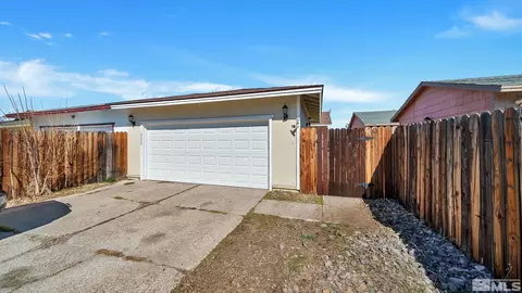 10035 Humite Ln, Reno, NV 89506