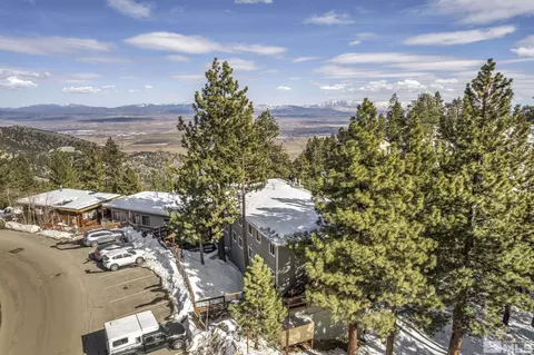 317 Quaking Aspen Ln # 4, Stateline, NV 89449