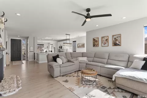 490 Haleb, Reno, NV 89521 photo 14