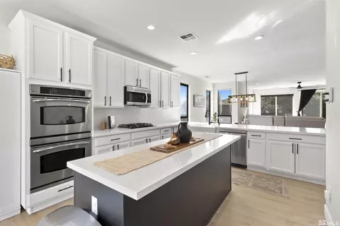 490 Haleb, Reno, NV 89521 photo 6