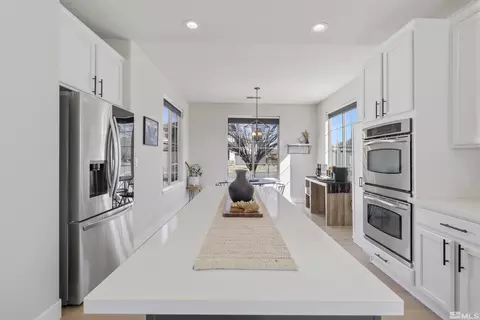 490 Haleb, Reno, NV 89521 photo 4