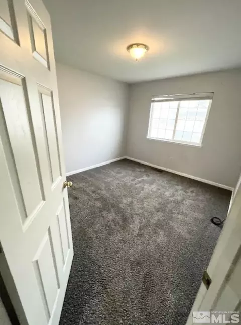 1107 Dixie Ln, Fernley, NV 89408 photo 6