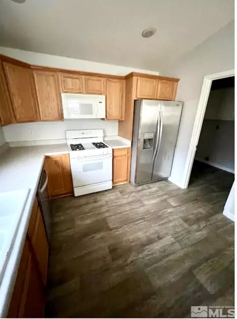 1107 Dixie Ln, Fernley, NV 89408 photo 12