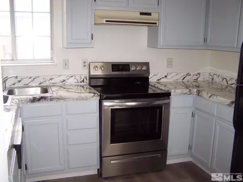 290 Amanda Ln, Fallon, NV 89406 photo 4