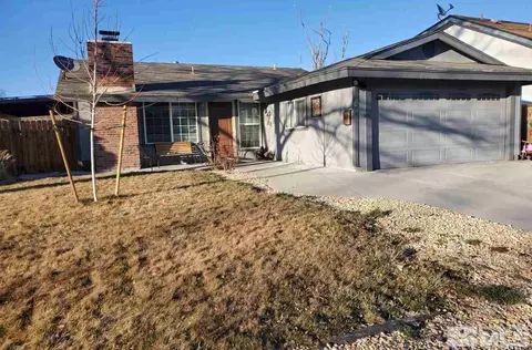864 Glen Meadow Dr, Sparks, NV 89434