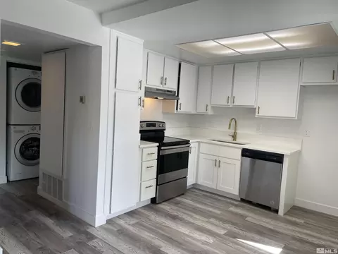 2138 Roundhouse Rd, Sparks, NV 89431