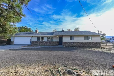 1961 Arabian Ln, Gardnerville, NV 89410