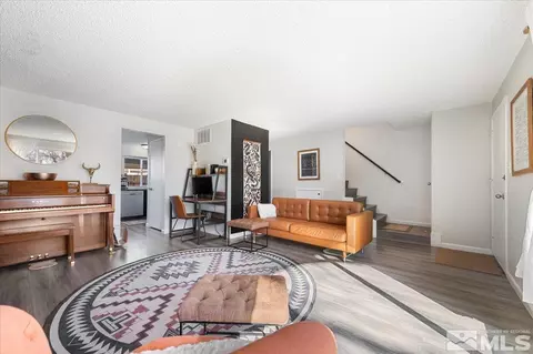 1049 Briarwood Dr #3, Sparks, NV 89434