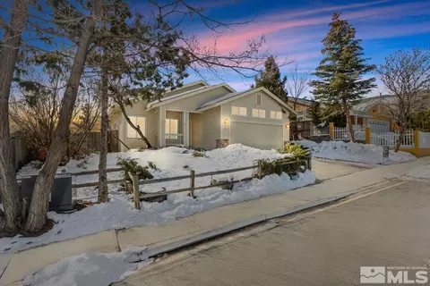 710 Burgundy Ct, Reno, NV 89506