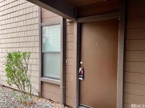 1465 E Peckham Ln #5, Reno, NV 89502
