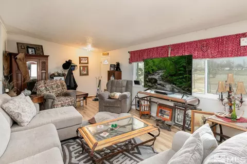 4111 Solias Rd, Fallon, NV 89406 photo 2