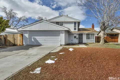 876 Glen Molly Dr, Sparks, NV 89434