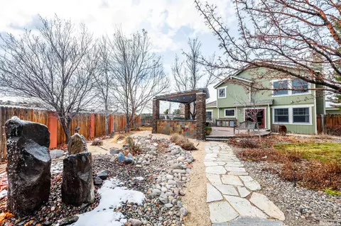 2325 Hillock Ct, Sparks, NV 89436