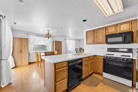 17145 E Opal Ct, Reno, NV 89508 photo 13