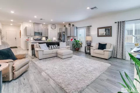 815 Karry Way, Fallon, NV 89406 photo 4