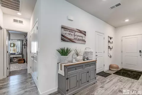 815 Karry Way, Fallon, NV 89406 photo 3