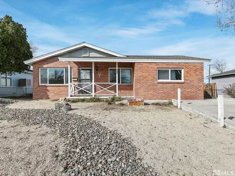 1385 Trainer, Reno, NV 89512