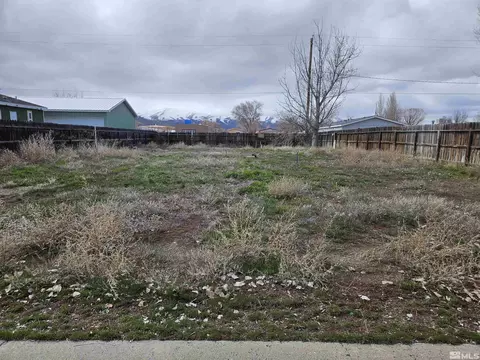 511 Northgate Dr, Battle Mountain, NV 89820