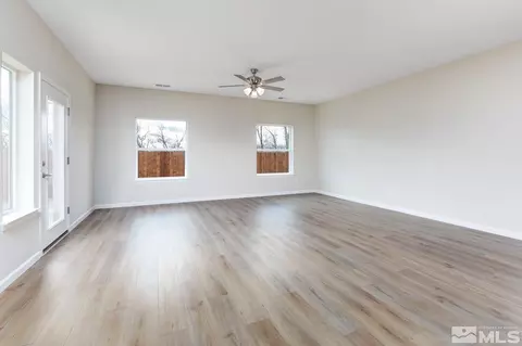 2441 Verona Dr, Fallon, NV 89406 photo 4