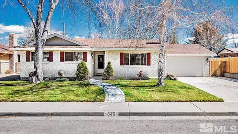 805 Saratoga Way, Carson City, NV 89703