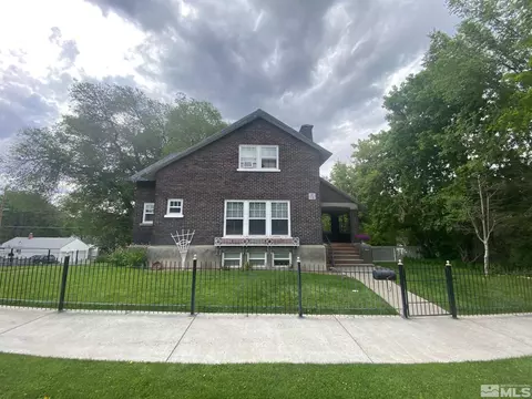 105 Oak St, Elko, NV 89801
