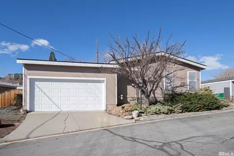 2681 Larkspur St, Reno, NV 89512