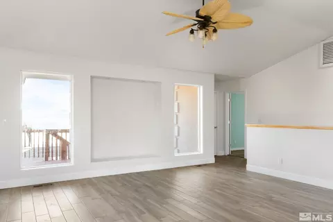 1809 Sequoia Dr, Elko, NV 89801 photo 5