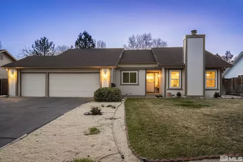12545 Creek Crest Dr, Reno, NV 89511