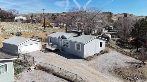 435 Leopard Lilly Dr, Sun Valley, NV 89433