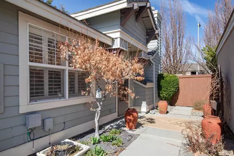 1167 Tule Dr, Reno, NV 89521 photo 3