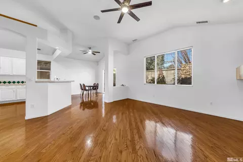 1167 Tule Dr, Reno, NV 89521 photo 4