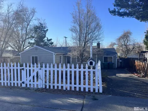 1760 Grandview Ave, Reno, NV 89503
