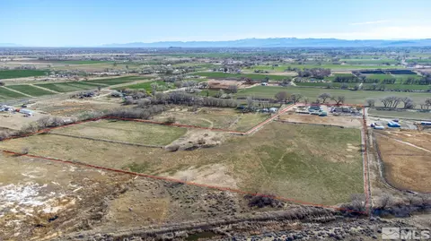 3372 Fischer Pl, Fallon, NV 89406 photo 2