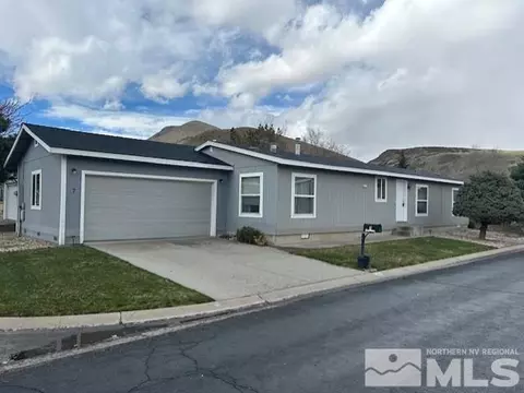 7 Ave De Ln, Sparks, NV 89434