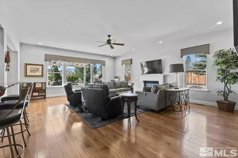8420 Castlehawk Ct, Reno, NV 89523