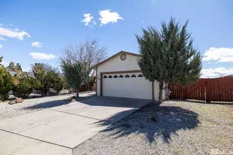 6280 Chickasaw Ct, Sun Valley, NV 89433