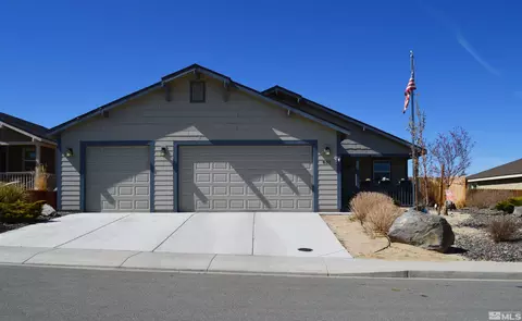 832 Garnet Way, Fernley, NV 89408
