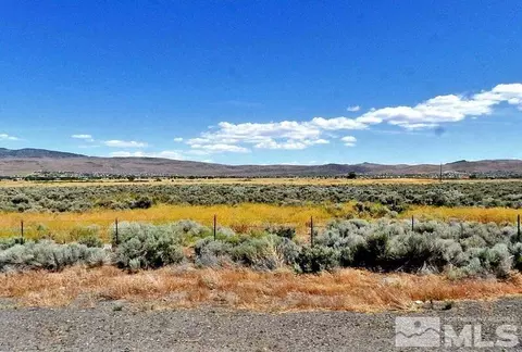 7979 Tierra Del Sol Pkwy, Sparks, NV 89436